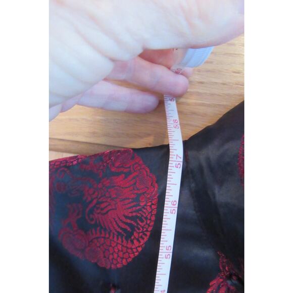 Oriental Shanghai China Kimono Stunning Red/ Black Dragon Motif XXL - Picture 6 of 7